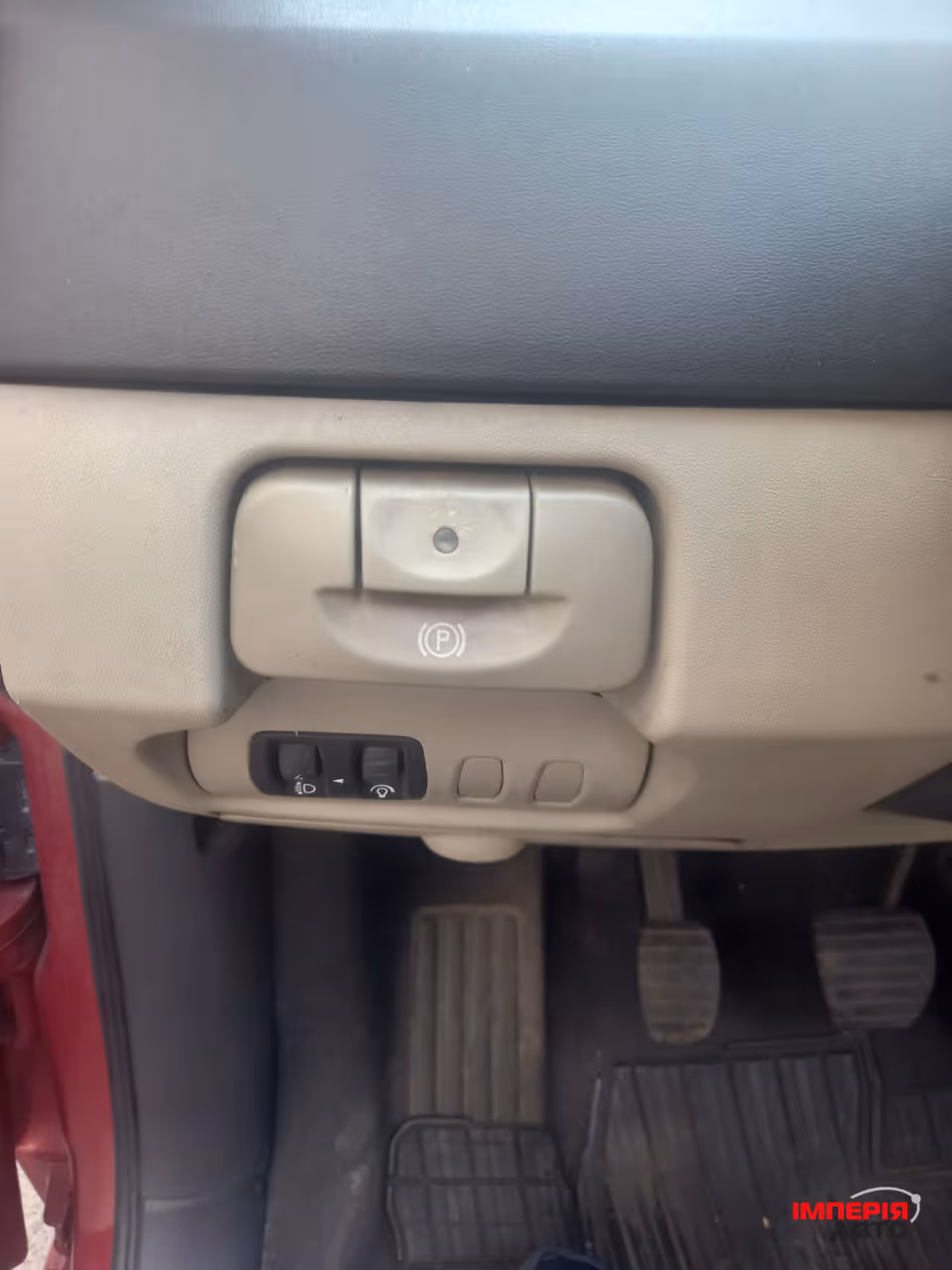 Renault Megane - фото 9