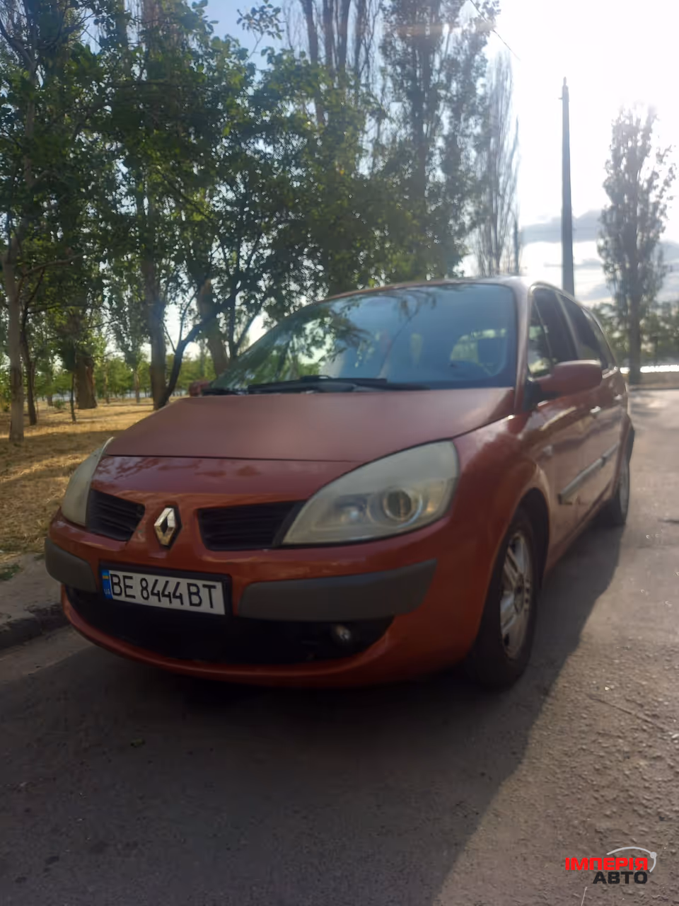 Renault Megane - фото 1
