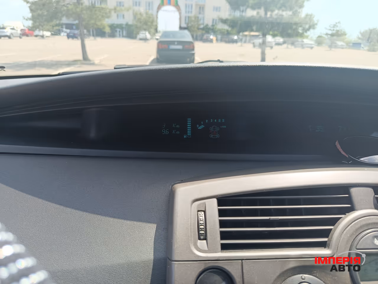 Renault Grand Scenic - фото 13