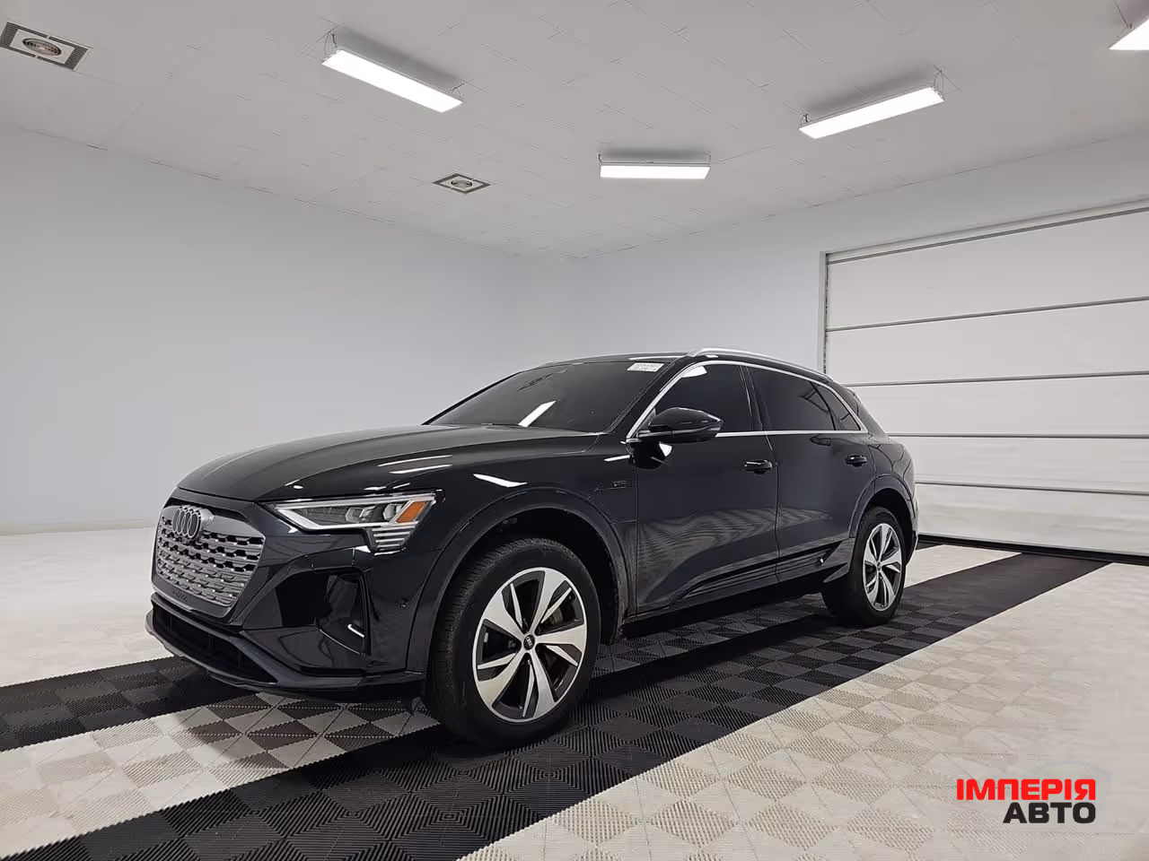 Audi Q8 e-tron - фото 2