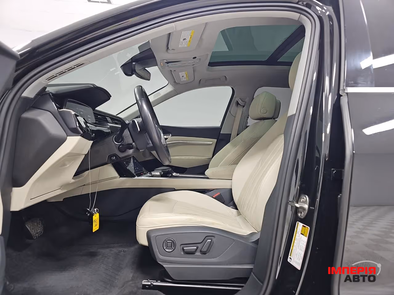 Audi Q8 e-tron - фото 5