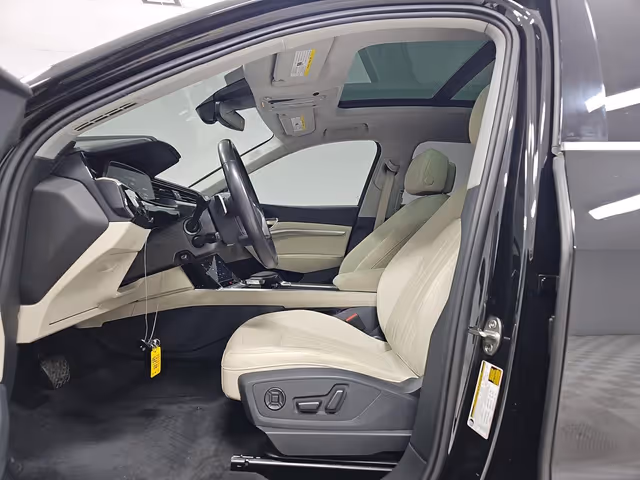 Audi Q8 e-tron - фото 5