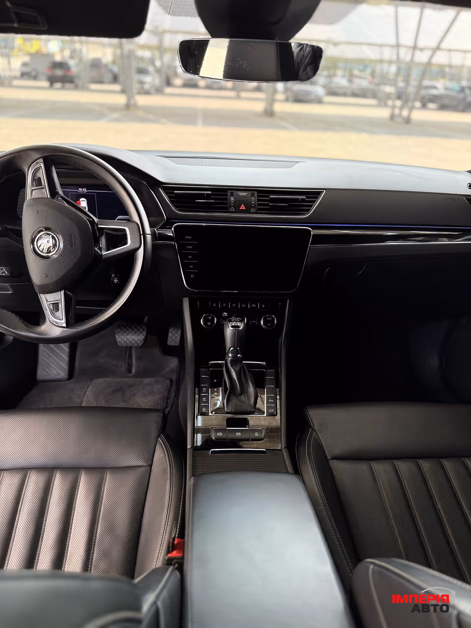Skoda Superb - фото 10