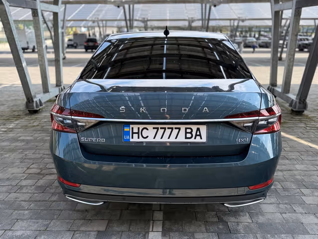 Skoda Superb - фото 2