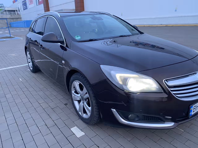 Opel Insignia - фото 4
