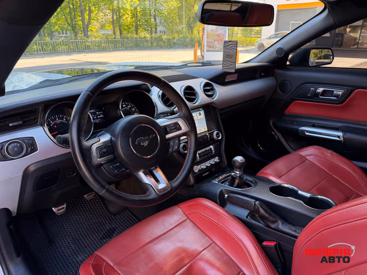 Ford Mustang - фото 9