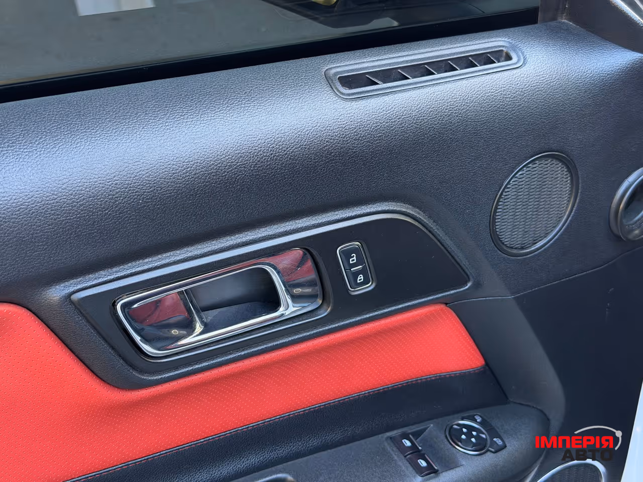 Ford Mustang - фото 29