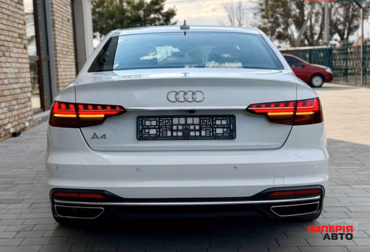 Audi A4 - фото 6