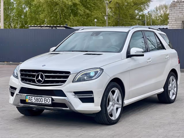 Mercedes-Benz M-Класс - фото 1
