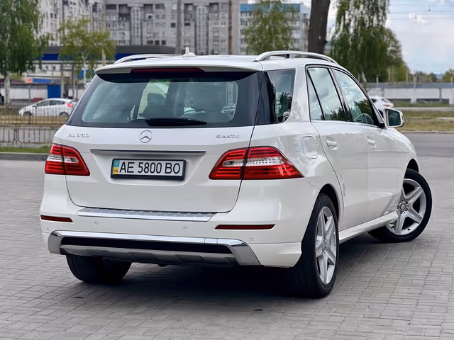 Mercedes-Benz M-Класс - фото 5