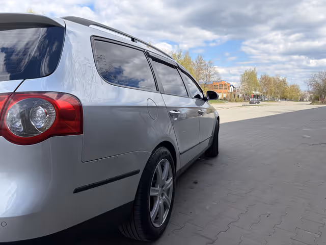 Volkswagen Passat - фото 4