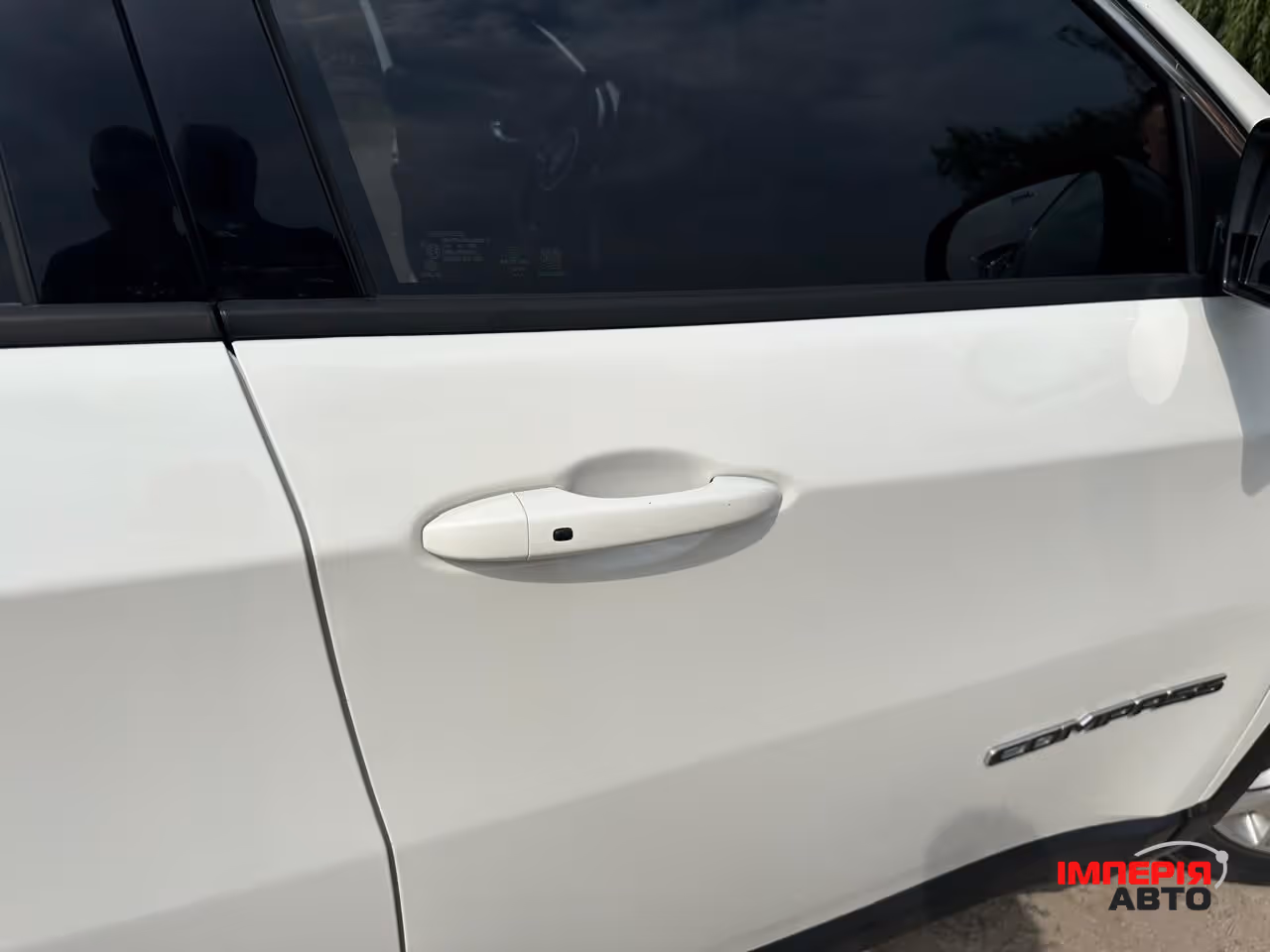 Jeep Compass - фото 8