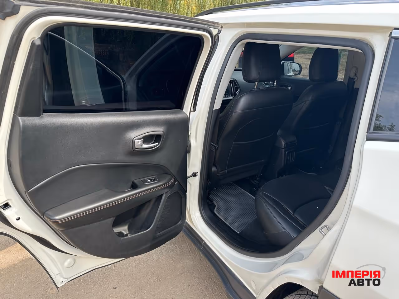 Jeep Compass - фото 5
