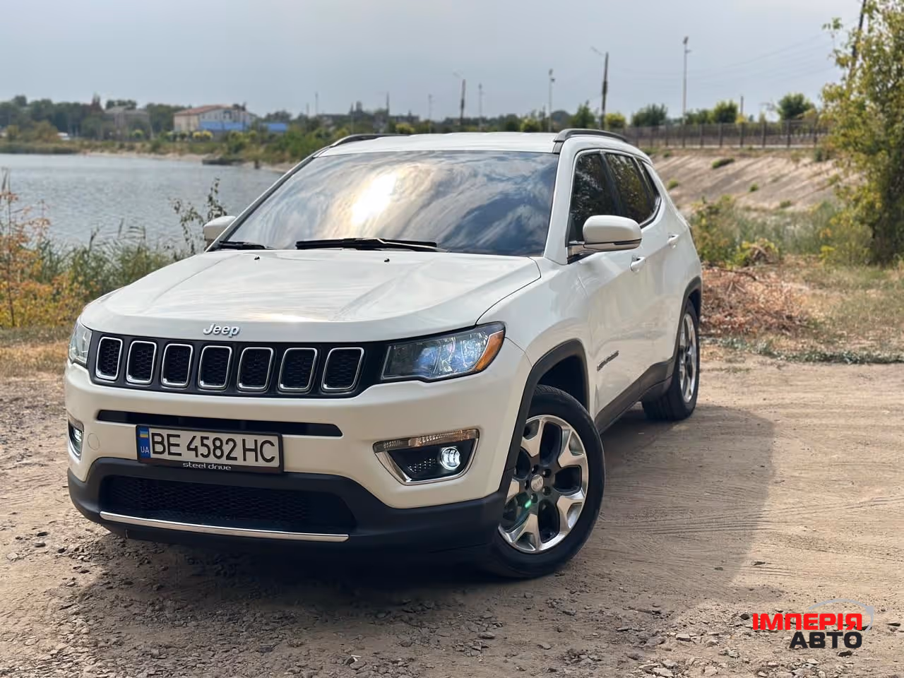 Jeep Compass - фото 1