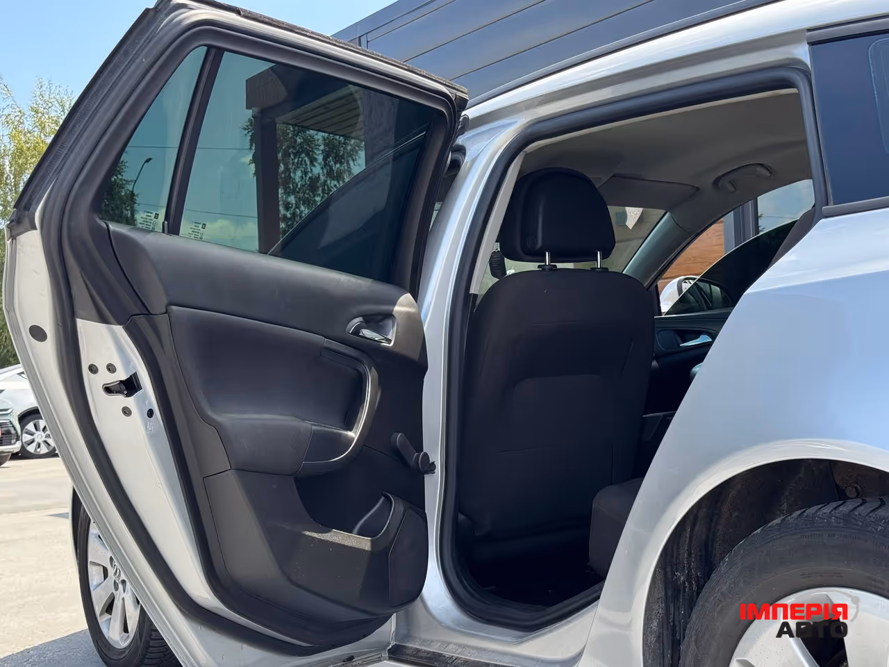 Opel Insignia - фото 35