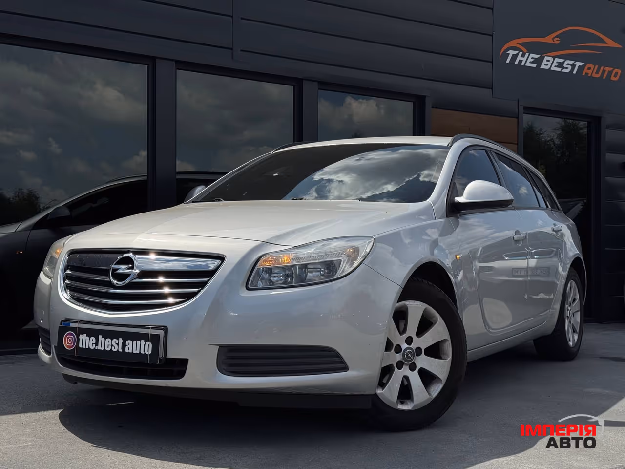 Opel Insignia - фото 1