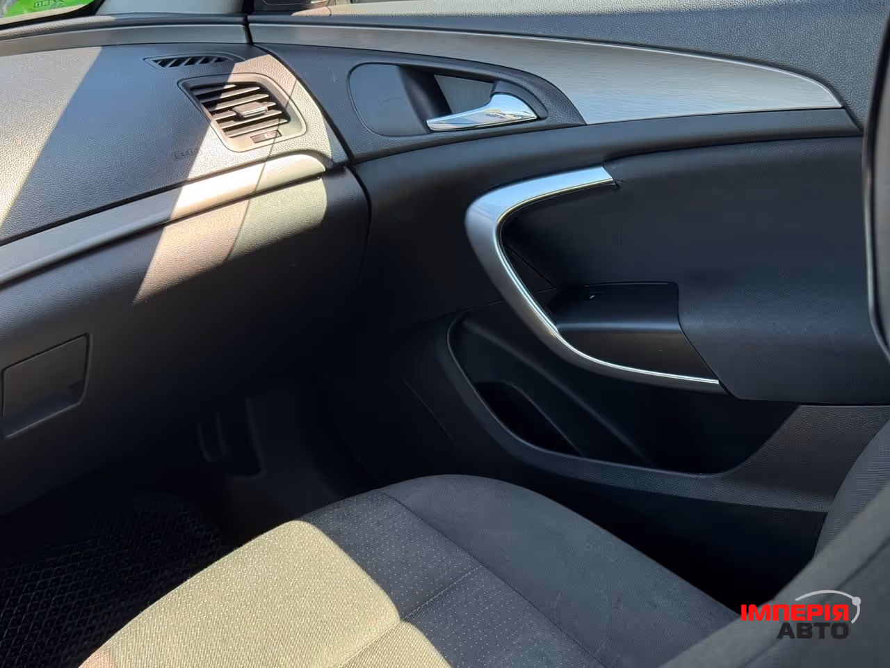 Opel Insignia - фото 37