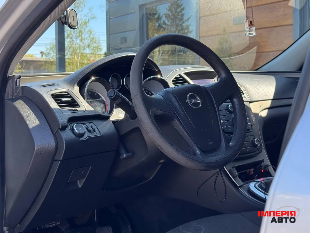 Opel Insignia - фото 20