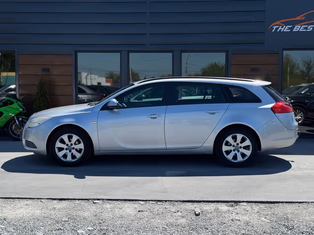 Opel Insignia - фото 5