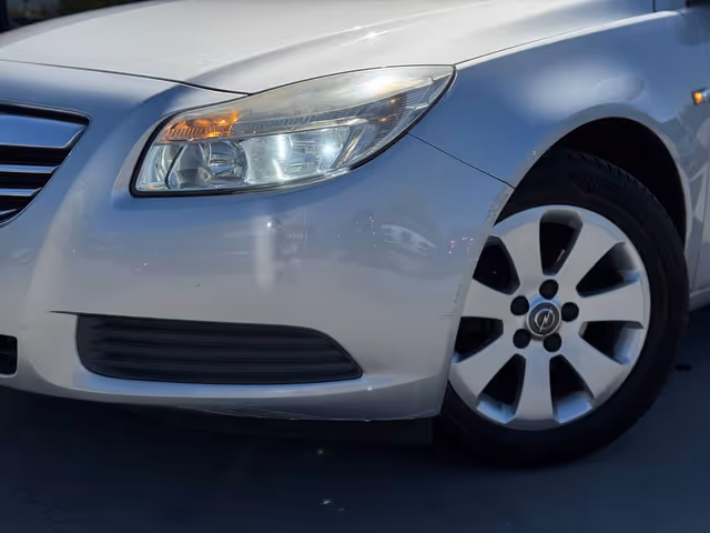Opel Insignia - фото 2
