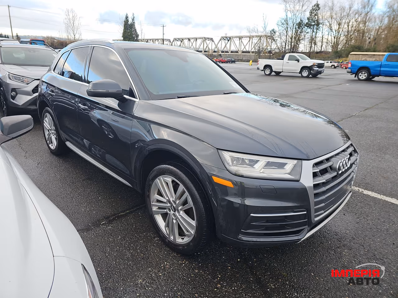 Audi Q5 - фото 1