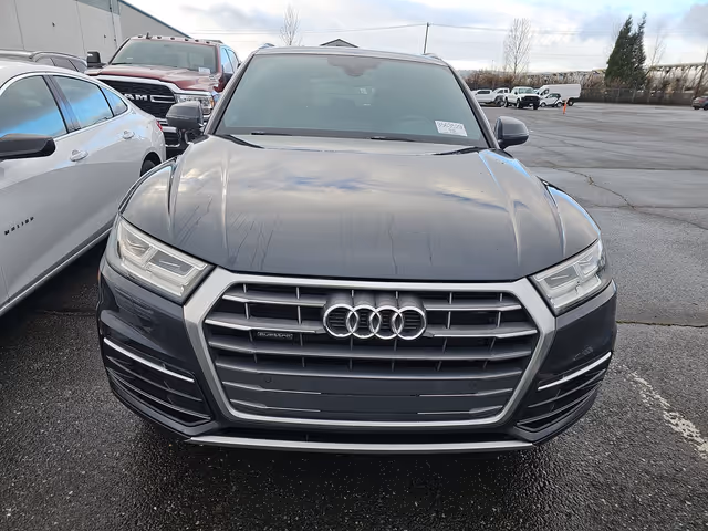 Audi Q5 - фото 2