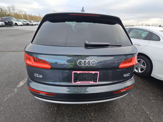 Audi Q5 - фото 5