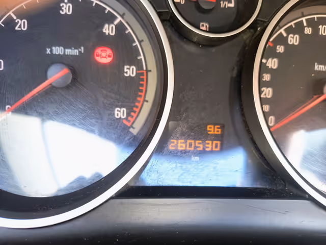 Opel Astra - фото 5