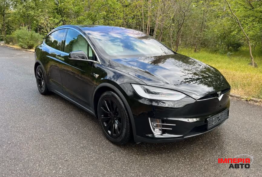 Tesla Model X - фото 3