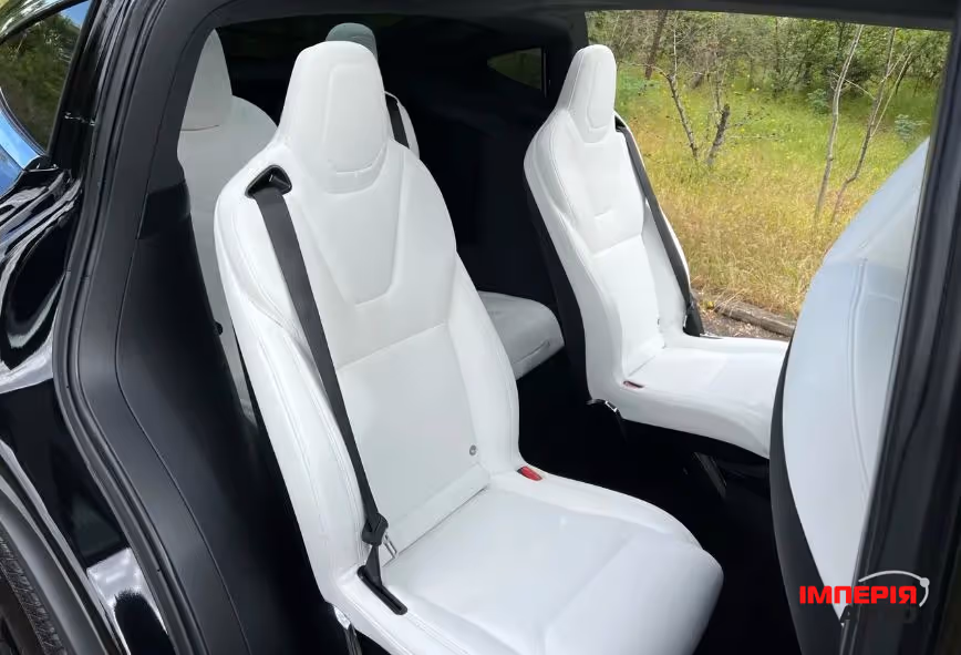 Tesla Model X - фото 10