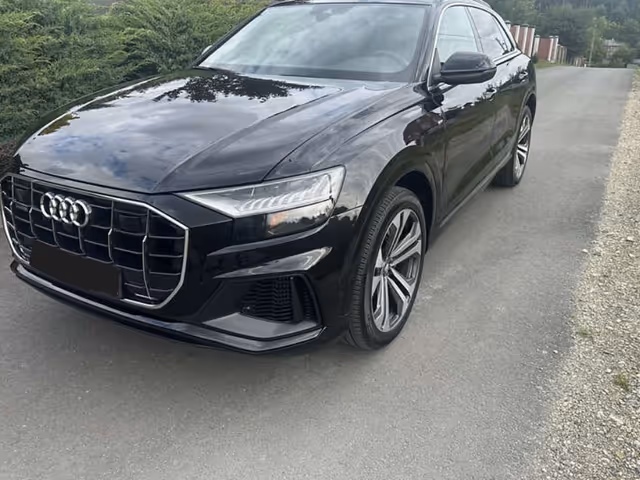 Audi Q8 - фото 3