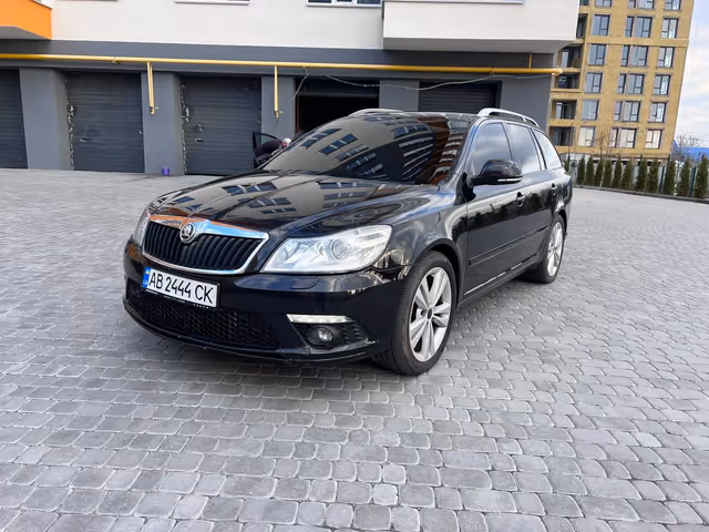 Skoda Octavia RS - фото 2