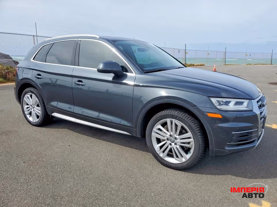 Audi Q5 - фото 5