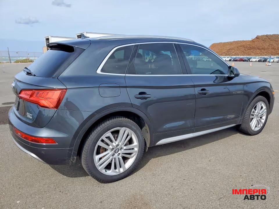 Audi Q5 - фото 4