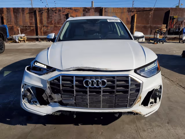 Audi Q5 - фото 2