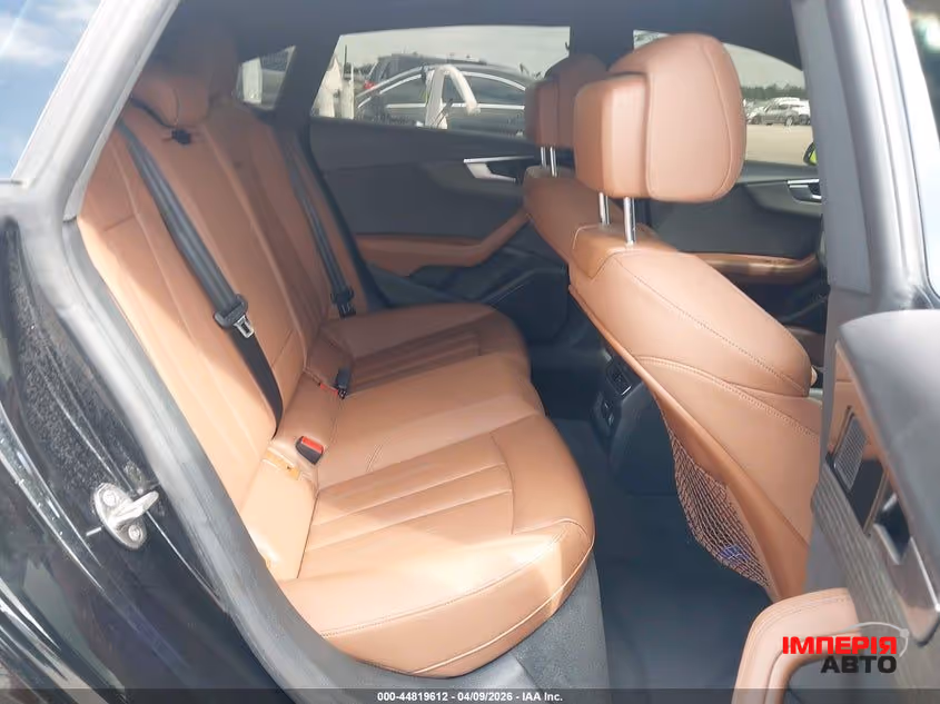 Audi A5 - фото 9