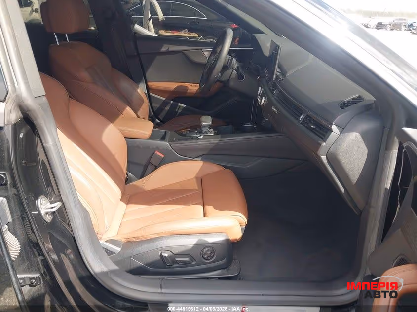 Audi A5 - фото 7