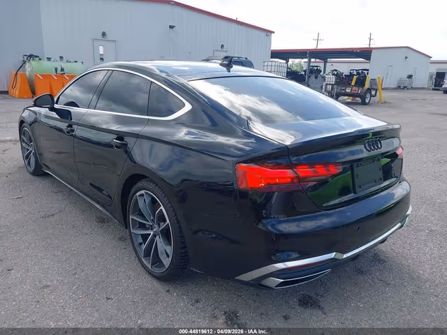 Audi A5 - фото 4