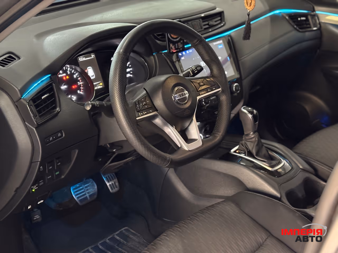 Nissan Rogue - фото 12