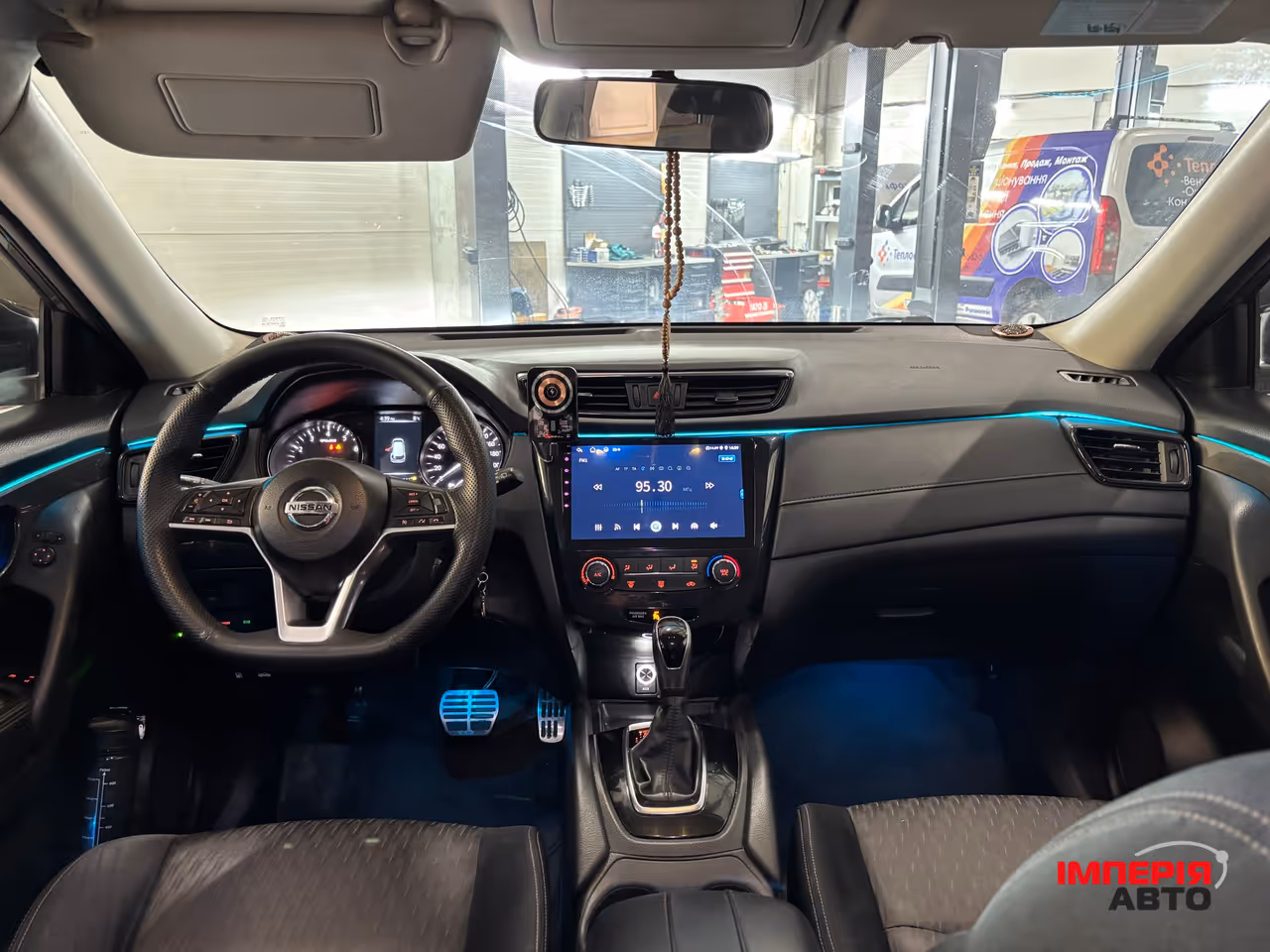Nissan Rogue - фото 8