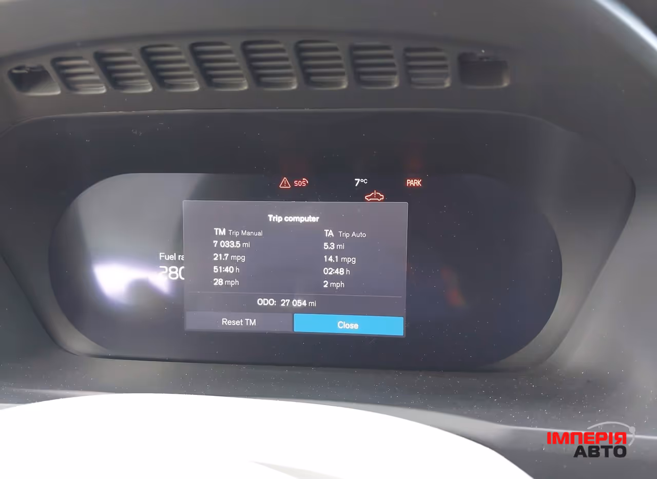 Volvo XC90 - фото 12