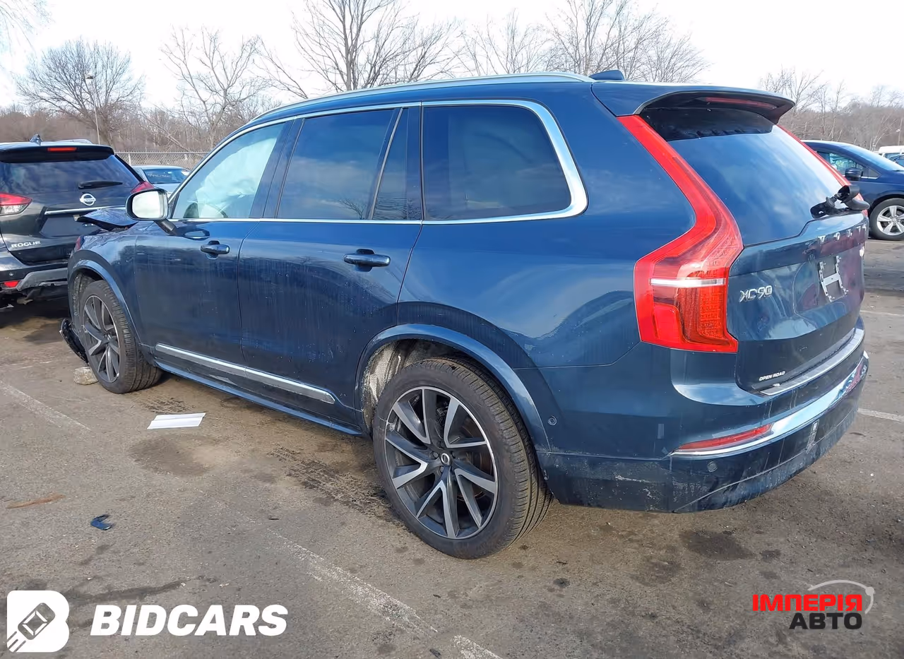 Volvo XC90 - фото 3