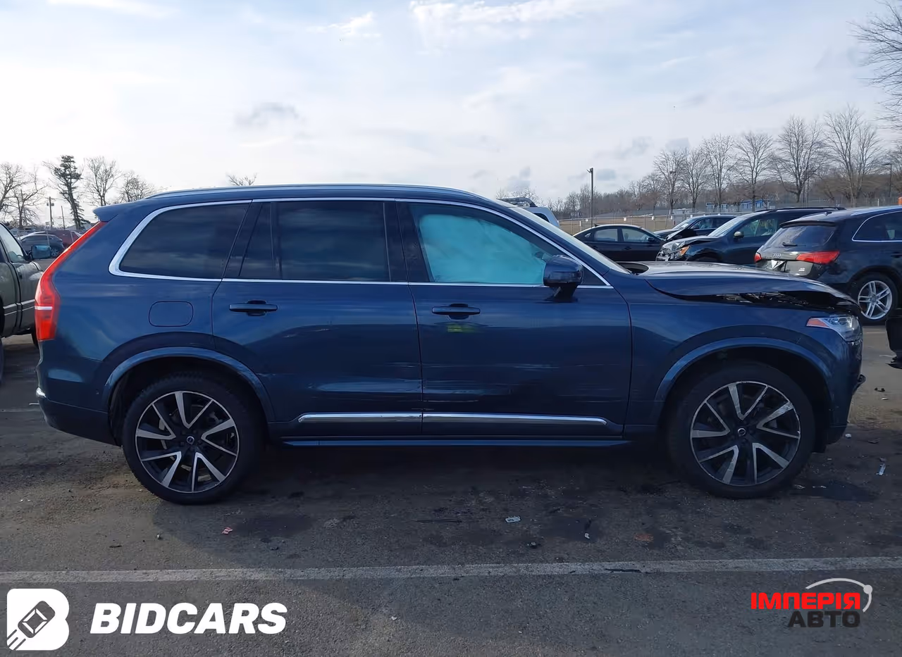 Volvo XC90 - фото 7