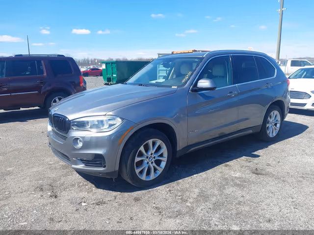 BMW X5 - фото 1