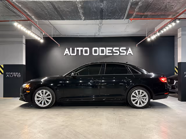 Audi A4 - фото 4