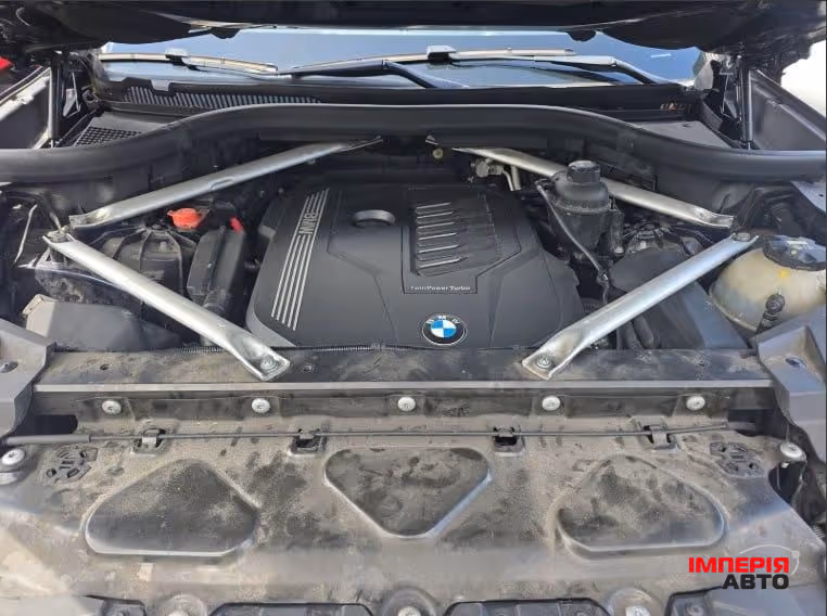 BMW X5 - фото 10