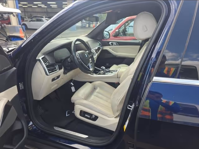 BMW X5 - фото 5
