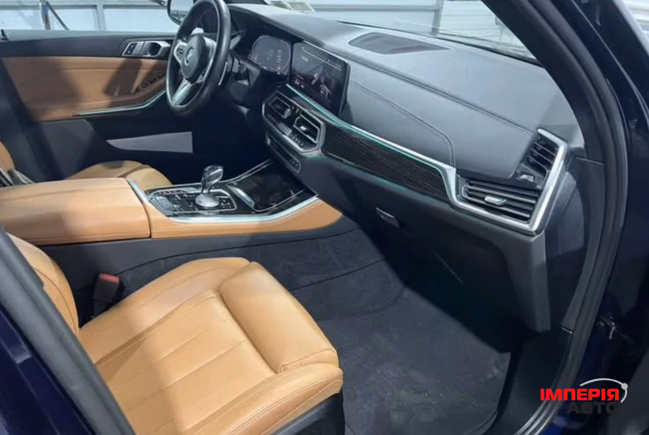 BMW X5 - фото 2