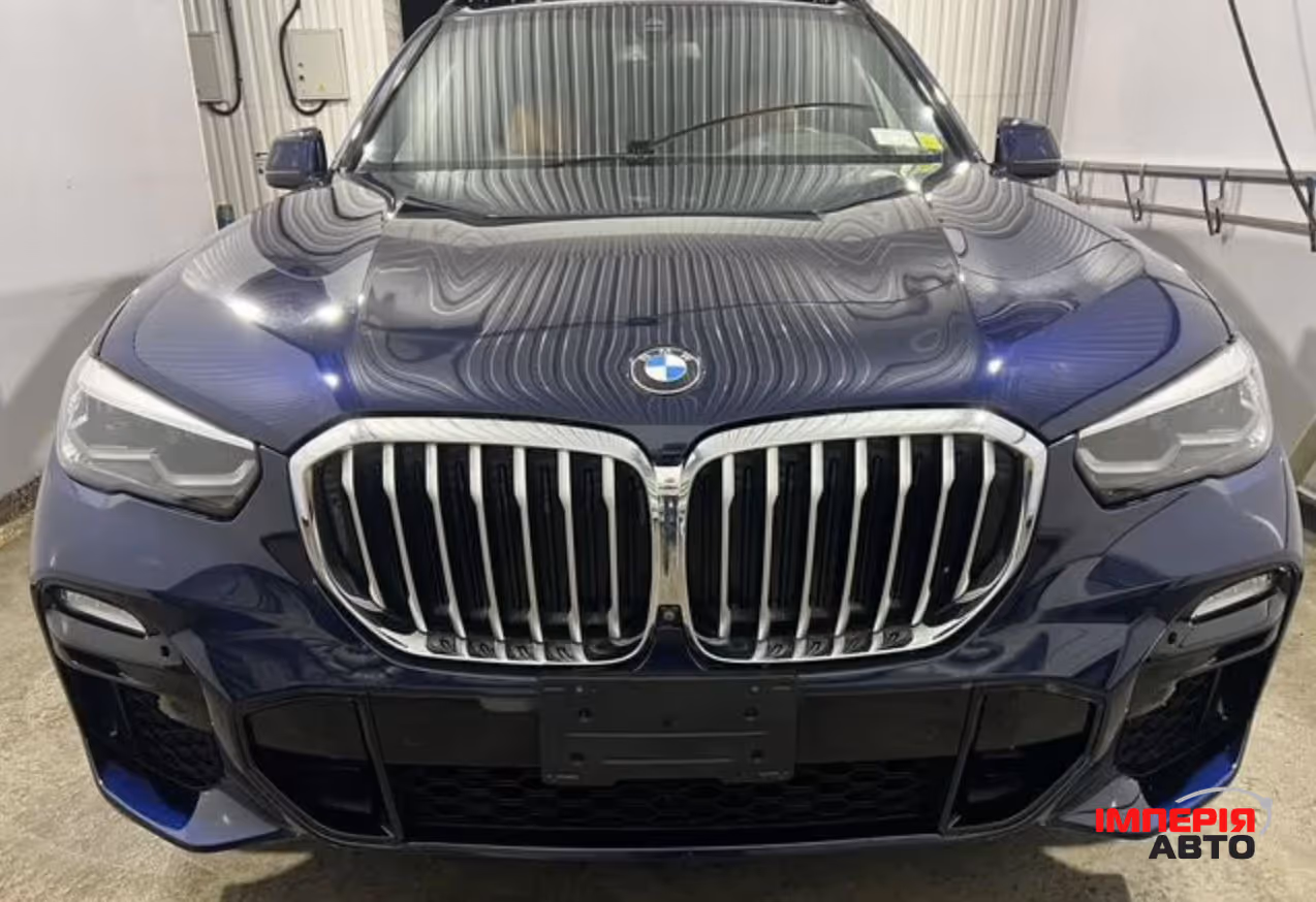 BMW X5 - фото 1
