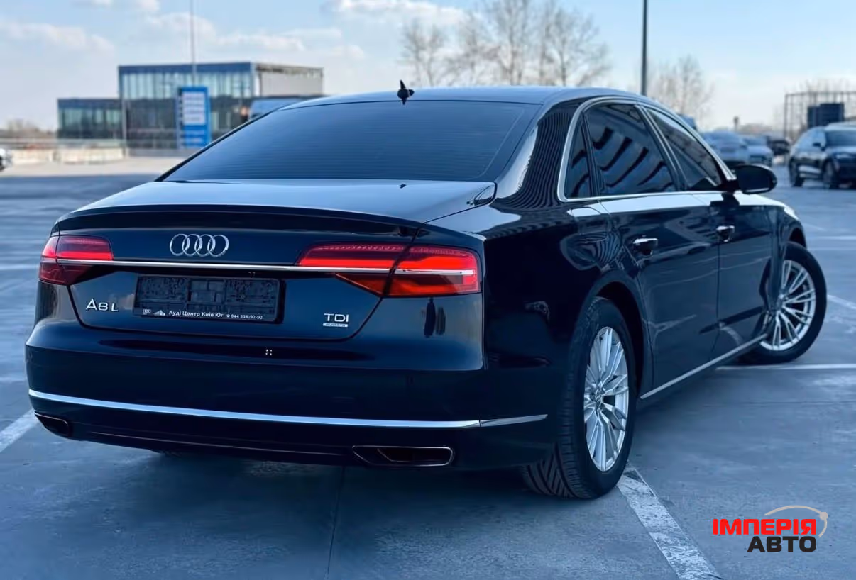 Audi A8 - фото 15